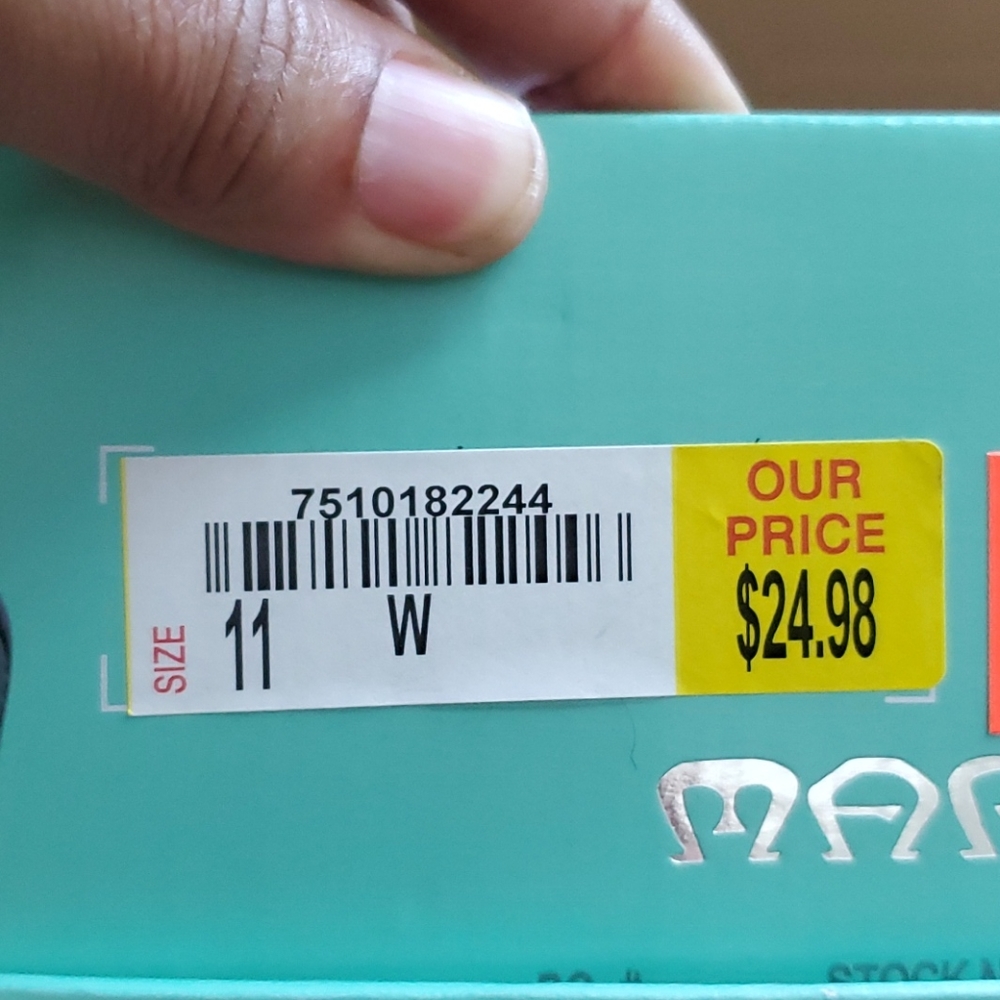 Shoes - Picture 6 of 6